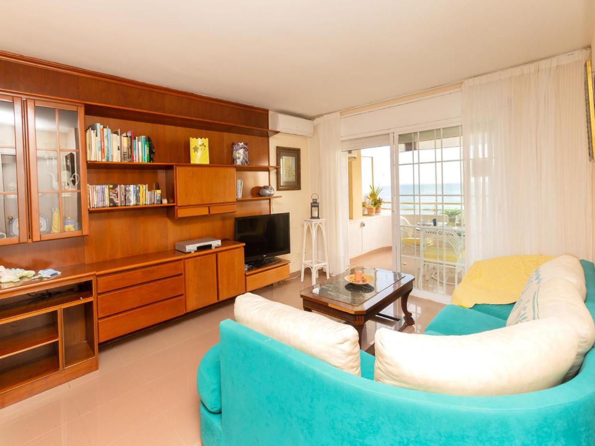 Apartment Front Beach By Interhome كالافيل المظهر الخارجي الصورة
